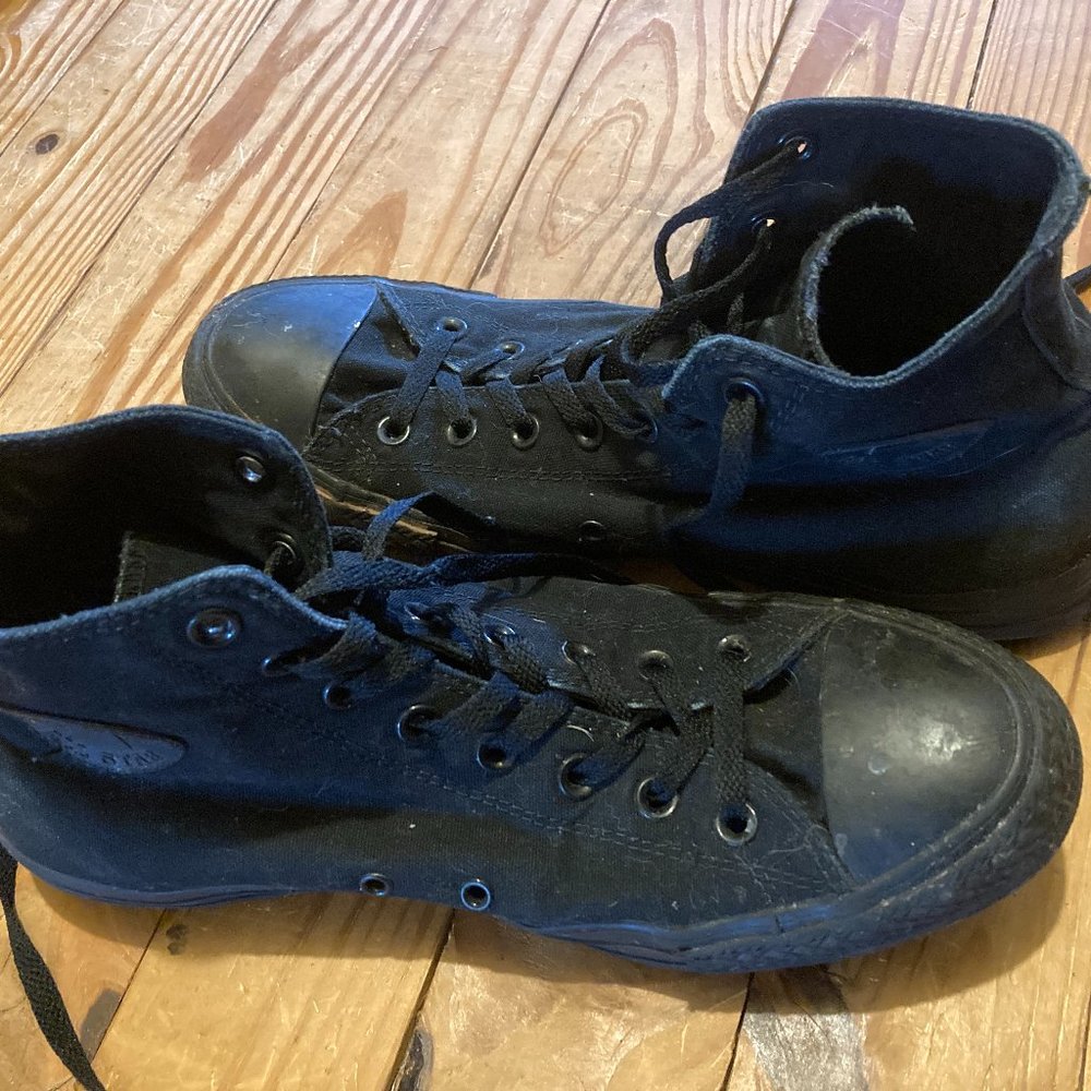 black converse all star shoe high top size 10 ten